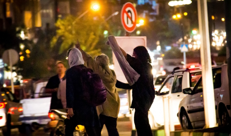 NED Başkanı Wilson Starlink terminallerinin İran