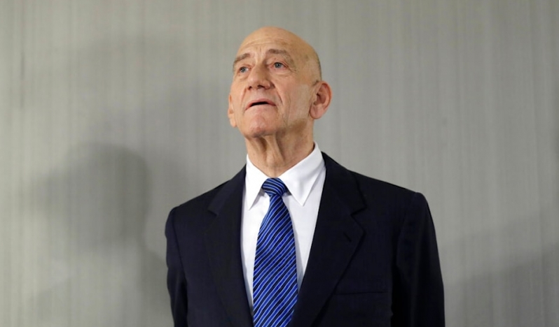 Olmert: Kuzey’deki yerleşimleri boşaltmak histerik