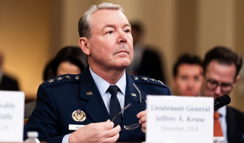 Pentagon’da üst düzey görevden alma krizi