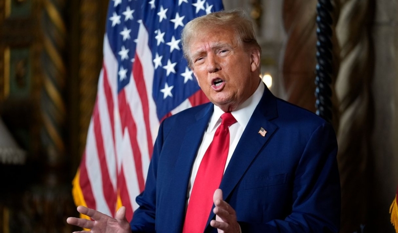 Politico: Trump seçim komisyonunun tüm üyelerini görevden aldı
