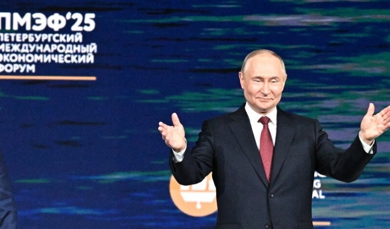 Putin: İran ve İsrail ile temas halindeyiz, bazı önerilerimiz var