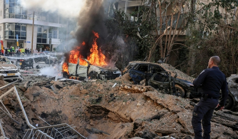 Radar ve sensörleri hedef alan İran, savaşın seyrini değiştirdi