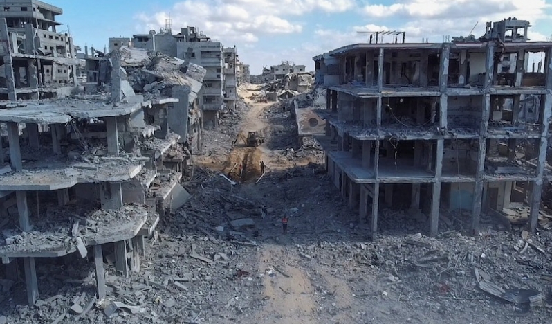 Refah’ta iki İsrail askeri öldü, işgal ordusu kenti bombalıyor
