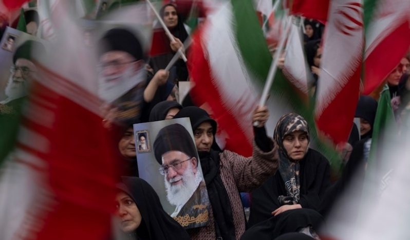 Reuters: Trump yönetimi İran’la uzun vadeli savaştan kaçınma arayışında