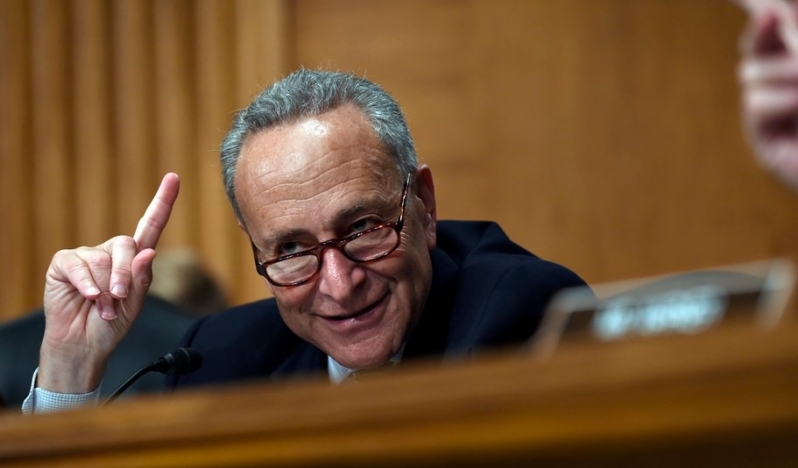Senato Demokrat liderinden Trump