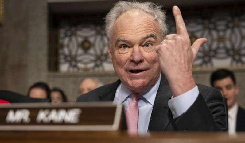 Senatör Kaine: Trump