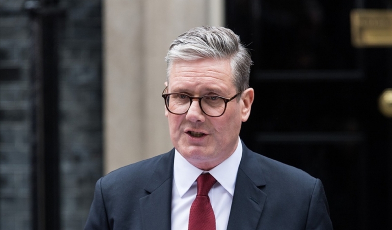 Starmer: Bölgeye uçak sevk ettik