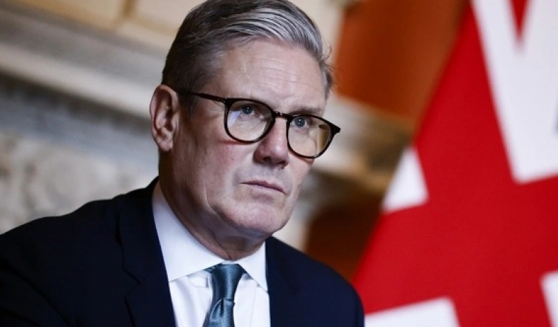 Starmer: İngiltere, İran limanlarına yönelik ablukaya katılmayacak