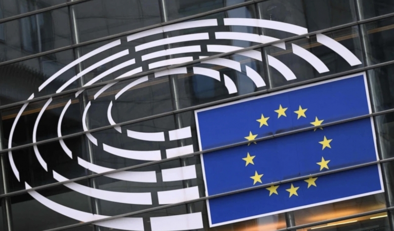 Tahran-Brüksel hattında karşılıklı restleşme