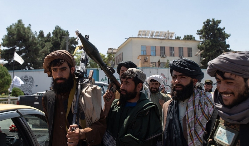 Taliban kız çocukları için evlilik yaşını dokuza indirdi