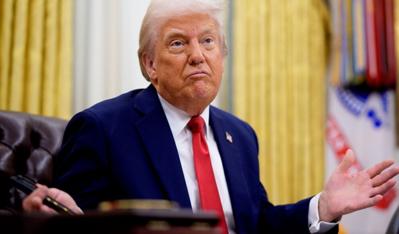 Trump ara seçimler öncesinde iki büyük krizle karşı karşıya