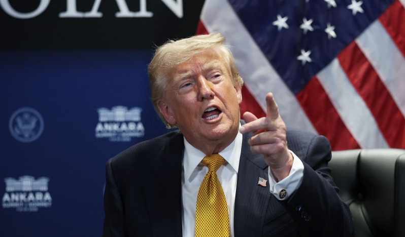 Trump: Hürmüz Boğazı açık, dün gece onları fena bombaladık