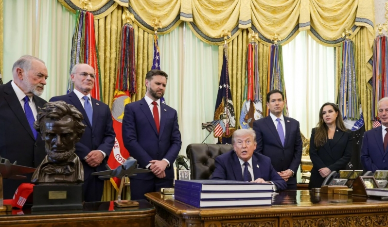 Trump, Lübnan-İsrail ‘ateşkesini’ 3 hafta uzattı