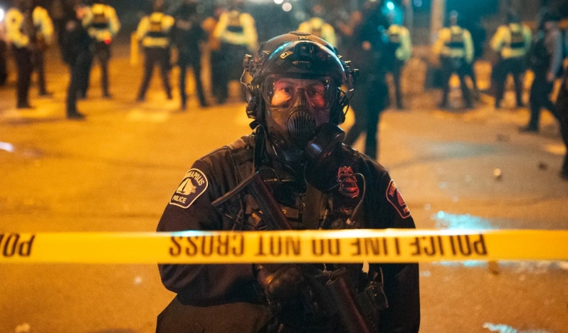 Trump, Minnesota’yı ‘İsyan Yasası’ çıkarmakla tehdit etti