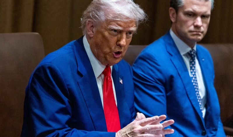 Trump ve Hegseth İran