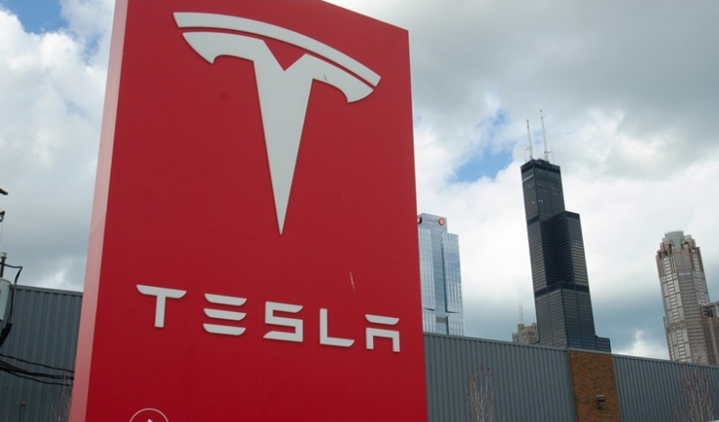 Trump ve Musk arasındaki kavga Tesla hisselerini çökertti