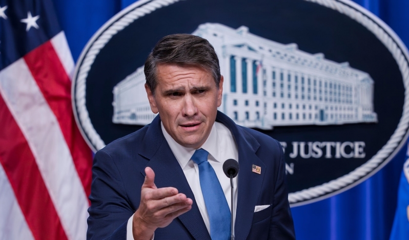 Trump yönetiminde savcı krizi