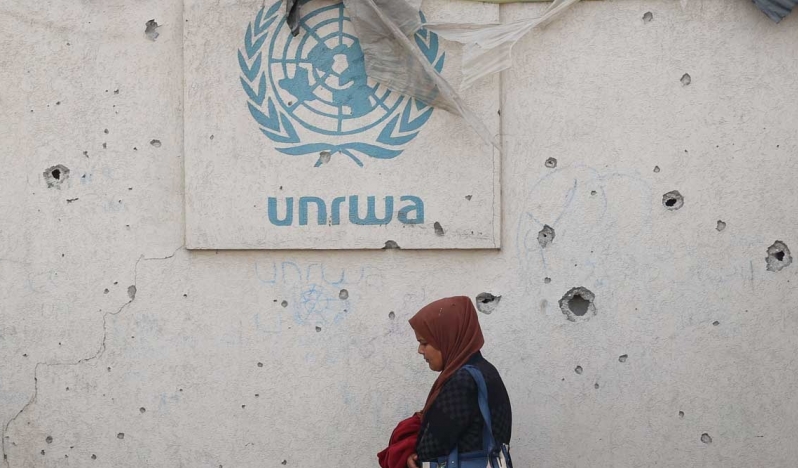 UNRWA Filistinli mültecilere kimlikleri üzerinden şantaj mı yapıyor?