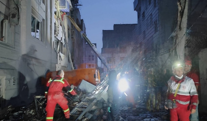 Urumiye ve Kum’da sivil alanlar vuruldu