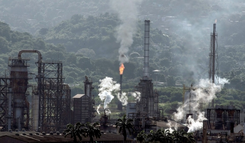 Venezuela ve ABD petrol ihracatını yeniden başlatmak için masada