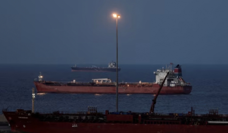 Wall Street Journal: İran, Hürmüz Boğazı üzerindeki kontrolünü sıkılaştırıyor