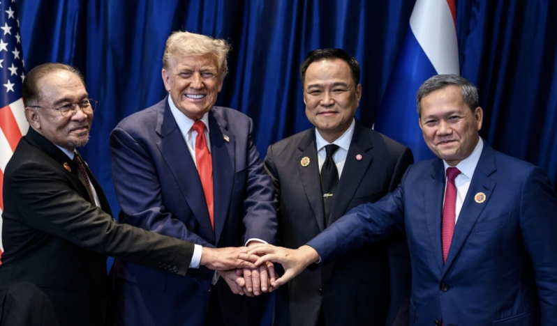 Washington,  Güneydoğu Asya’da kan kaybediyor