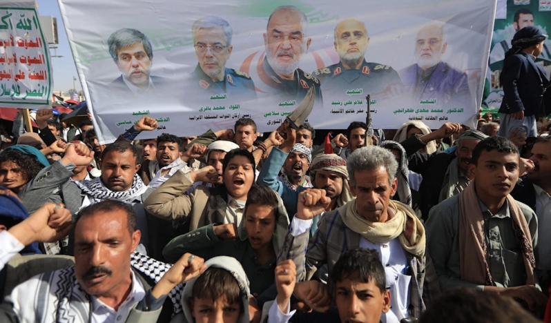 Yemen: ABD müdahale ederse Babülmendep’i kapatırız