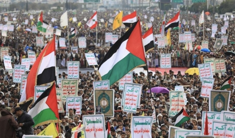 Yemen’de binlerce kişi Filistin’e destek için yürüdü