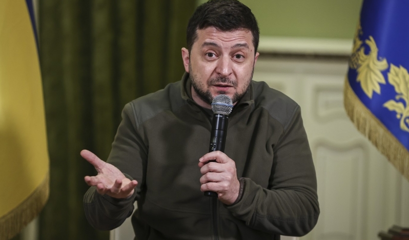 Zelenskiy savaş sonrası için rakipleriyle temas kurmaya başladı